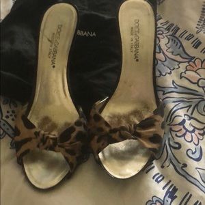 Dolce & Gabbana open toe slides